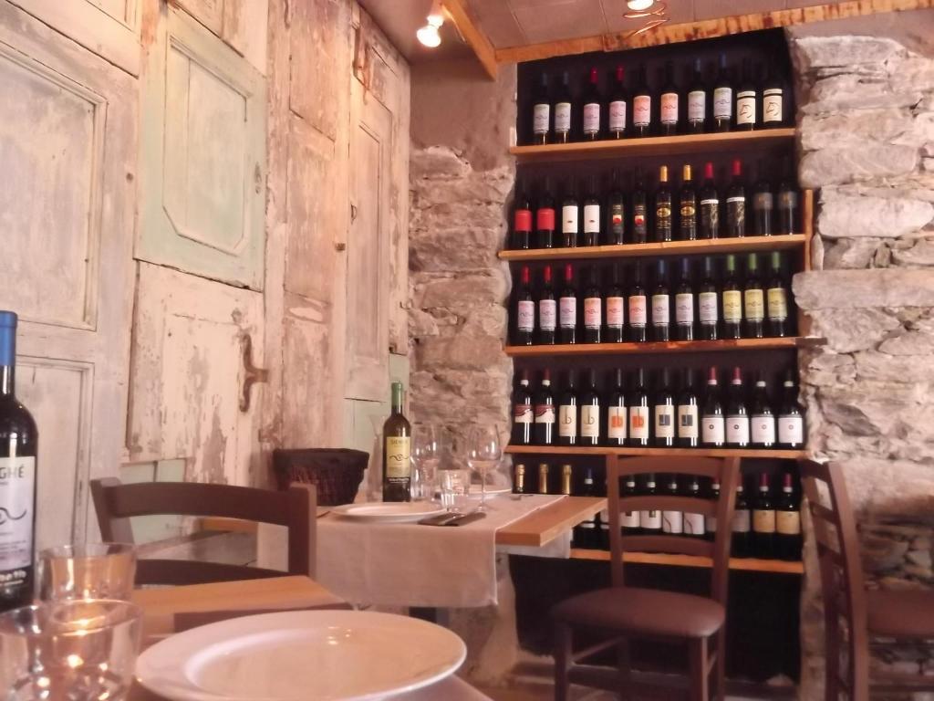 Locanda Poncini Маджия Екстериор снимка
