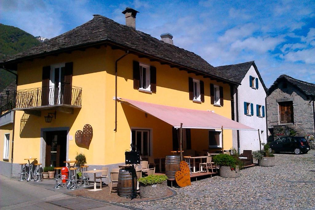 Locanda Poncini Маджия Екстериор снимка